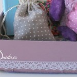 Caja de frutas con fondo acolchado